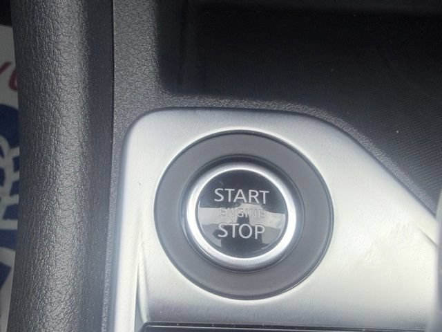 Certified 2025 Nissan Sentra SV FWD image 17