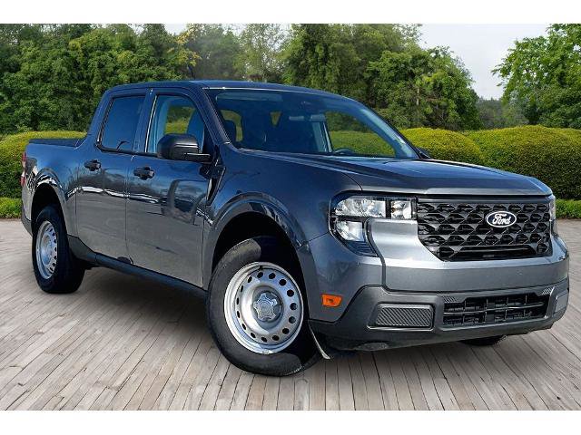 Certified 2025 Ford Maverick XL FWD image 3