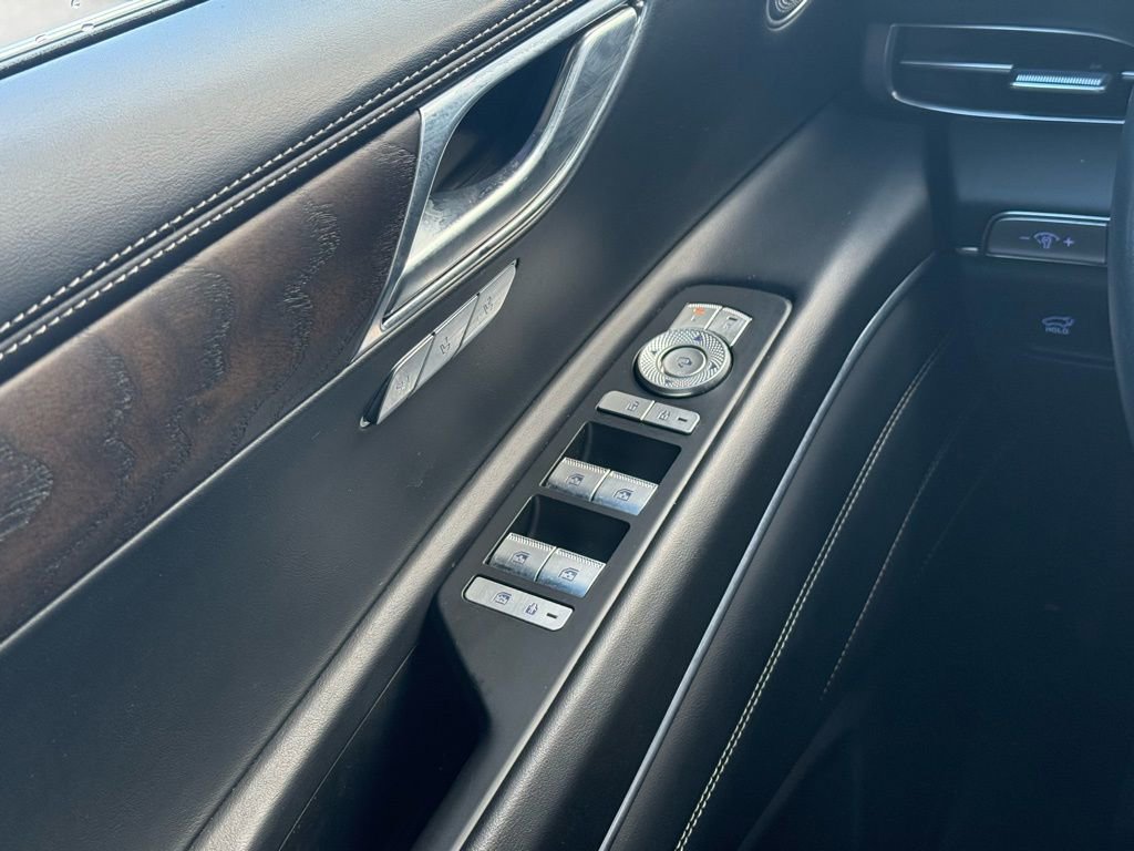 Used 2024 Genesis GV80 2.5T image 7