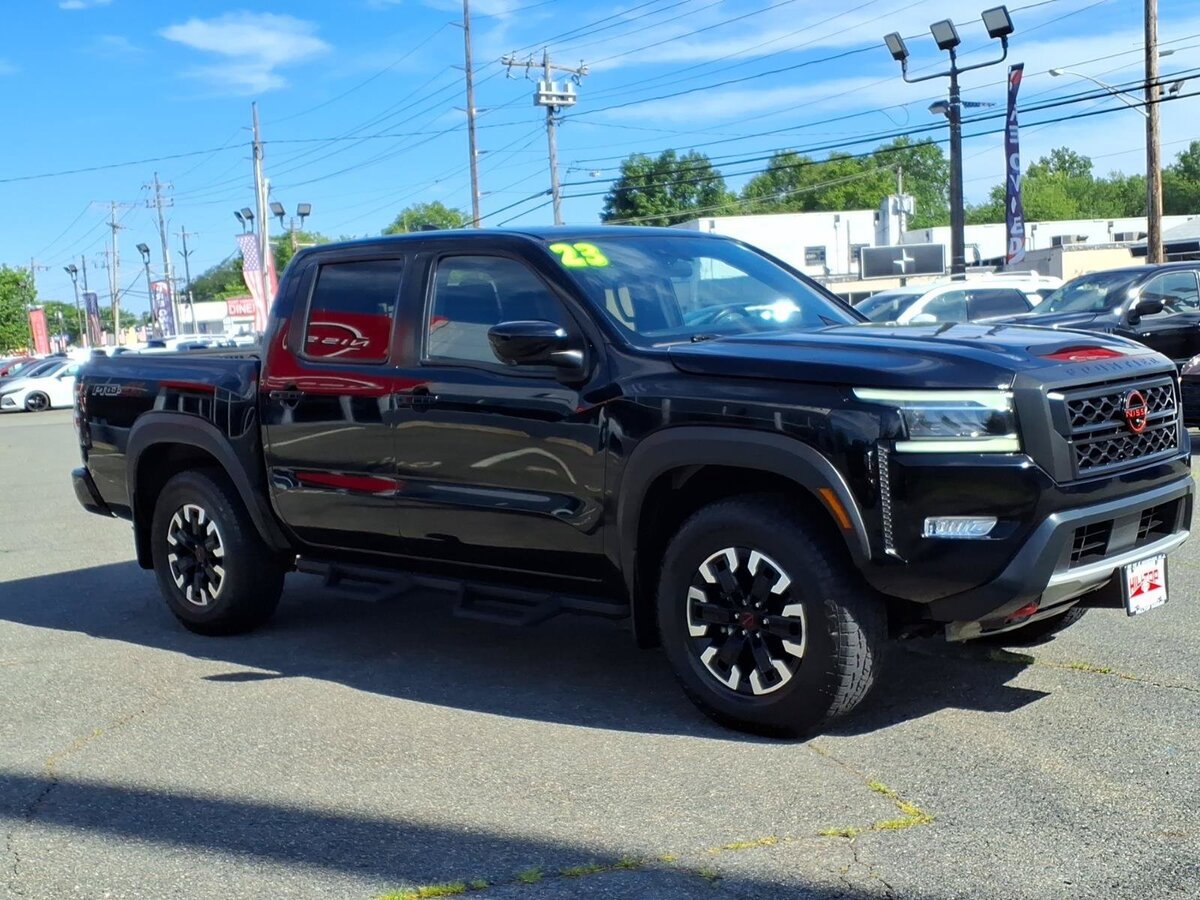 Used 2023 Nissan Frontier PRO-4X w/ Pro Convenience Package AWD/4WD image 3