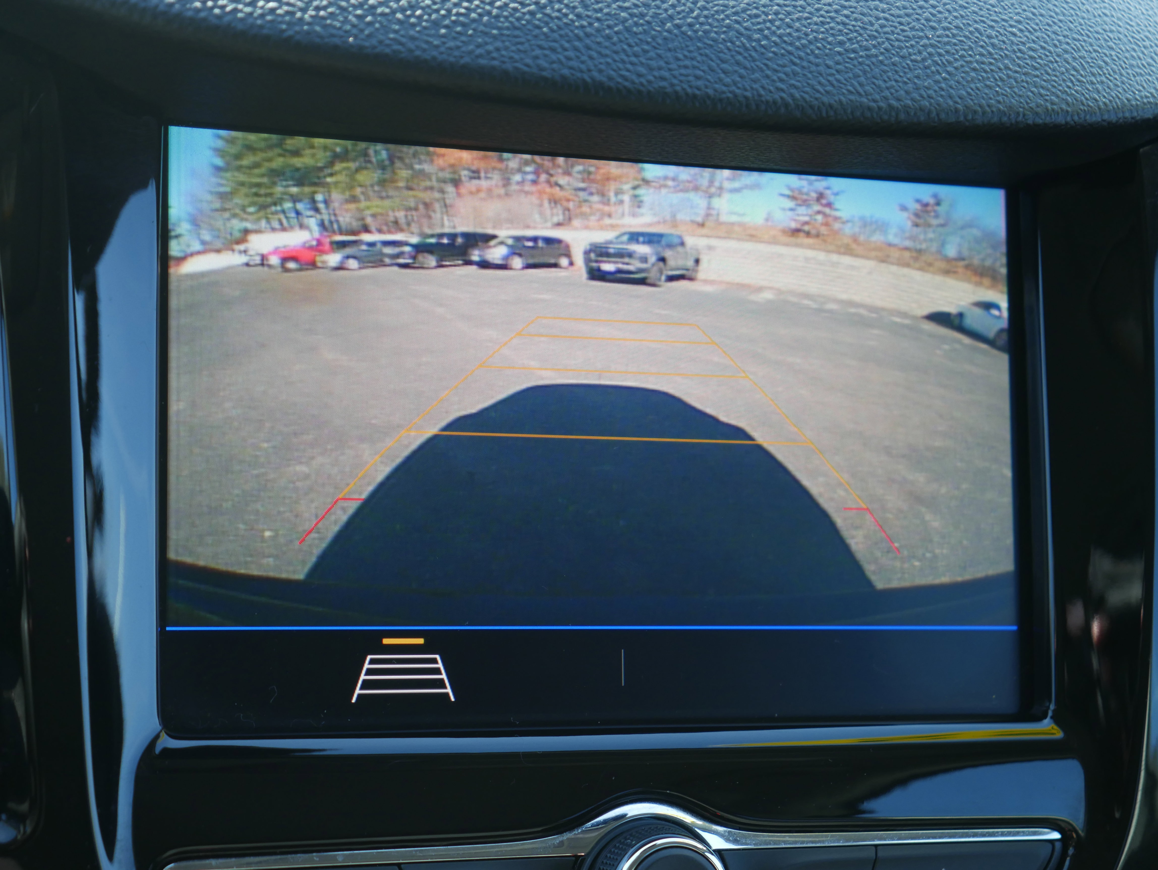 Used 2022 Chevrolet Trax LS w/ Tint and Cruise Package image 17