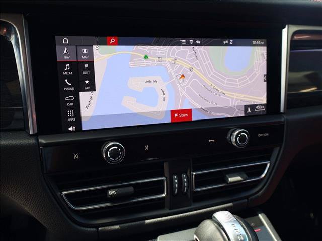 Used 2024 Porsche Macan GTS AWD/4WD image 18