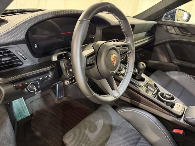 Certified 2026 Porsche 911 GT3 RWD image 4