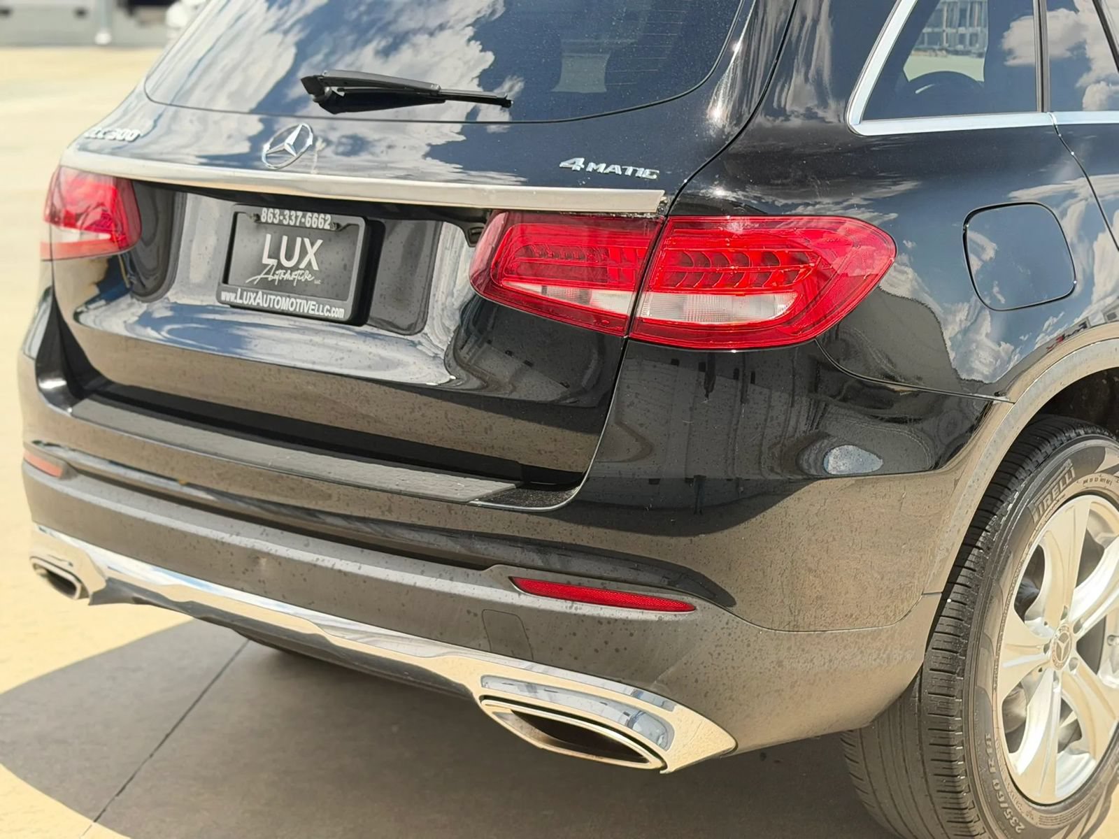 Used 2017 Mercedes-Benz GLC 300 w/ Premium 2 Package image 8