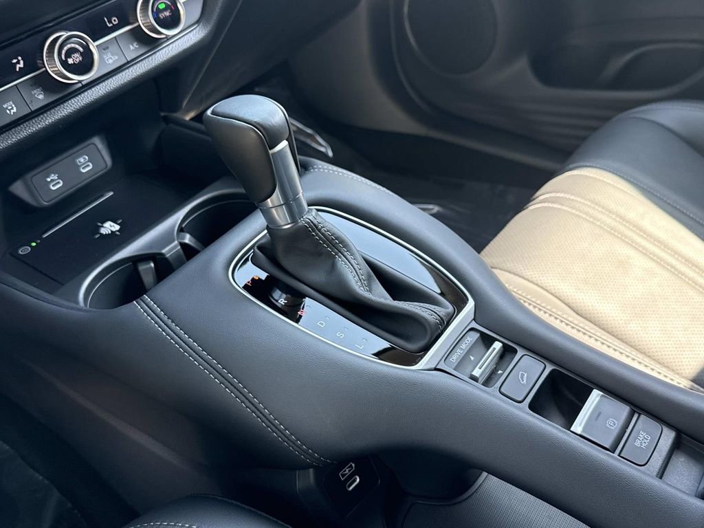 Certified 2026 Honda HR-V EX-L image 7