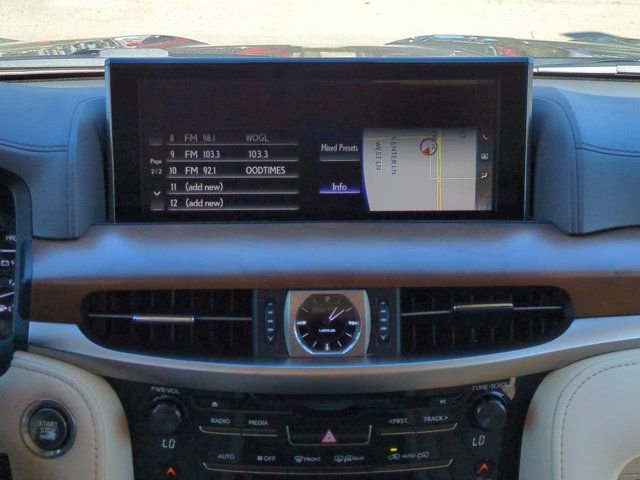 Used 2019 Lexus LX 570 4WD image 17