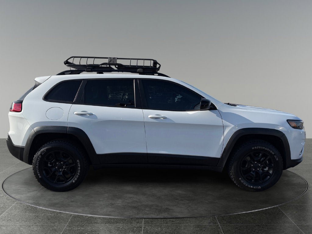 Used 2022 Jeep Cherokee Latitude w/ Sun & Sound Group AWD/4WD image 10