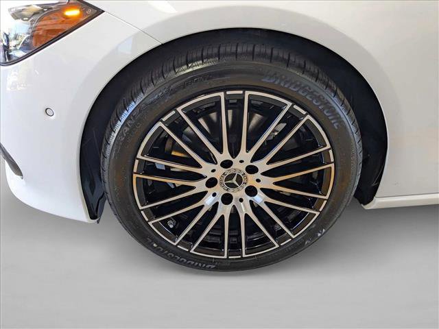 Used 2025 Mercedes-Benz C 300 Sedan image 8