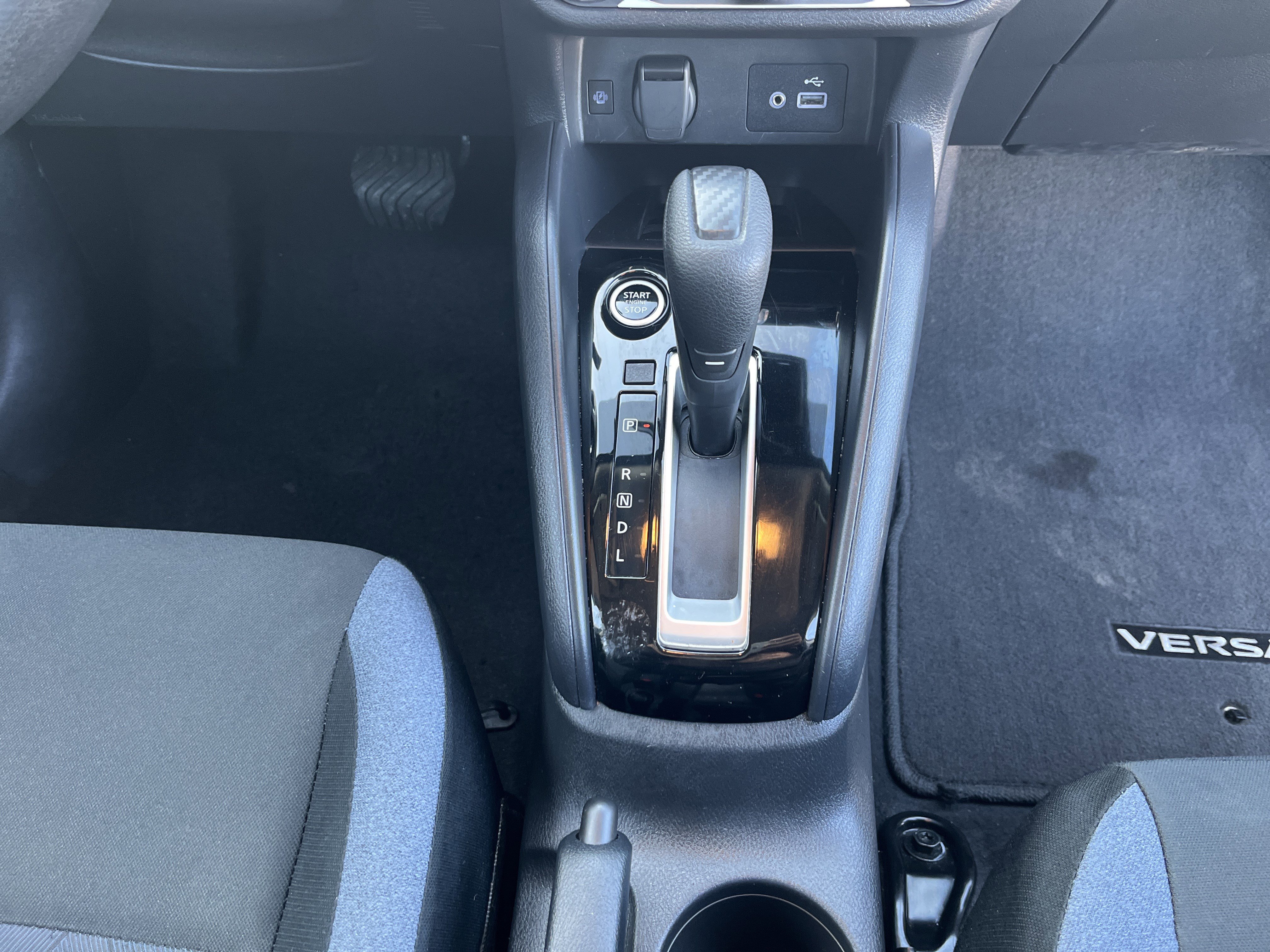 Used 2024 Nissan Versa SV image 18