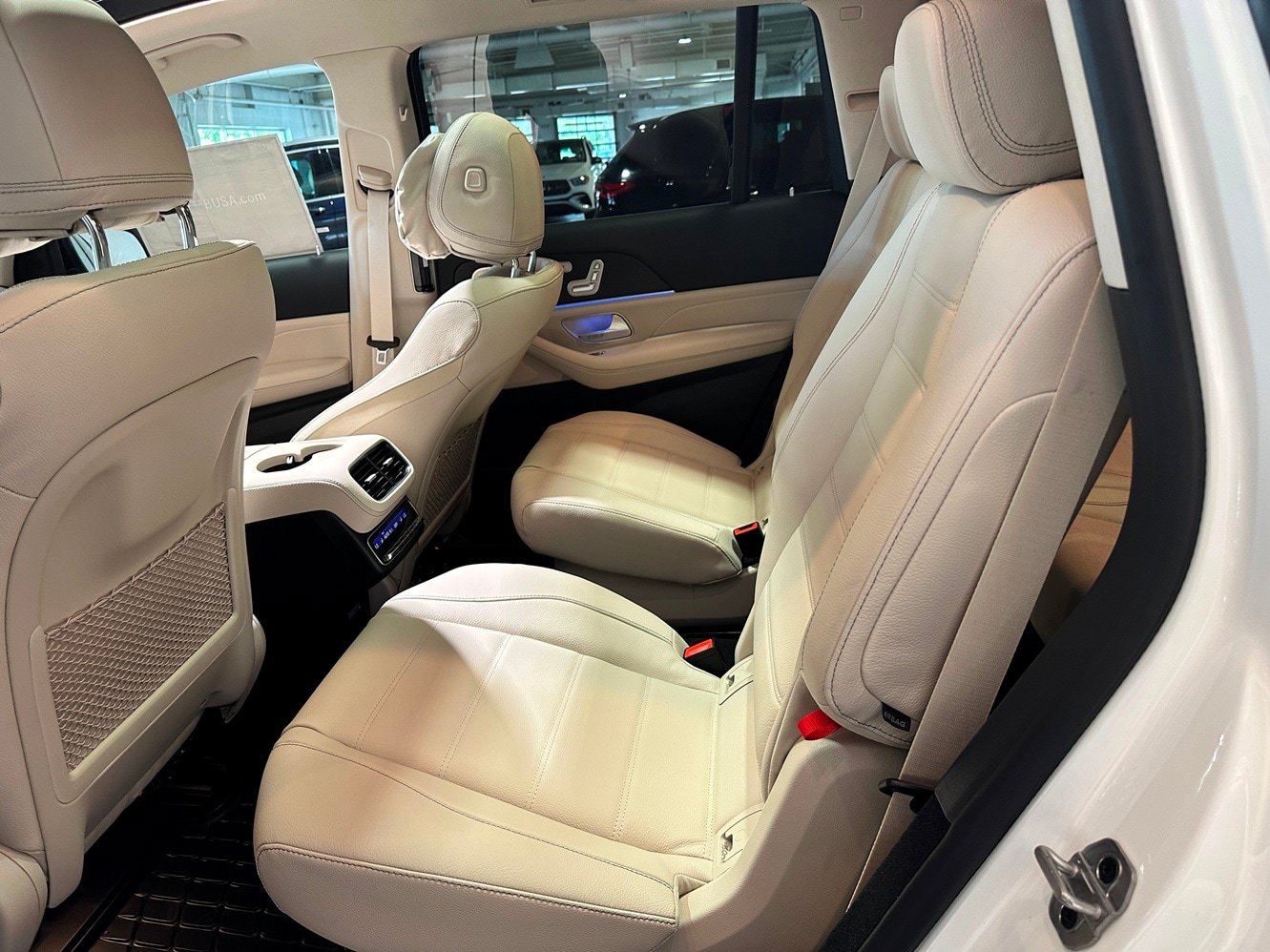 New 2026 Mercedes-Benz GLS 450 4MATIC image 14