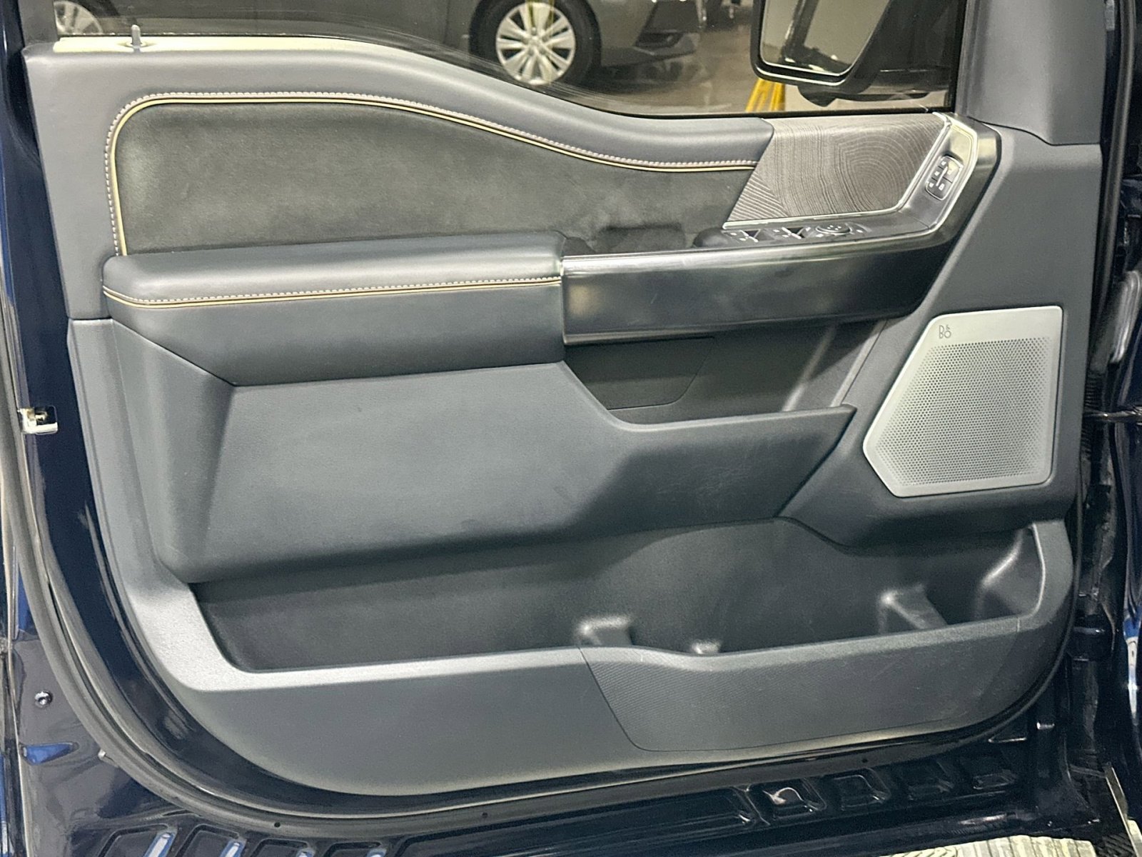 Used 2022 Ford F150 Platinum w/ Equipment Group 701A High image 15