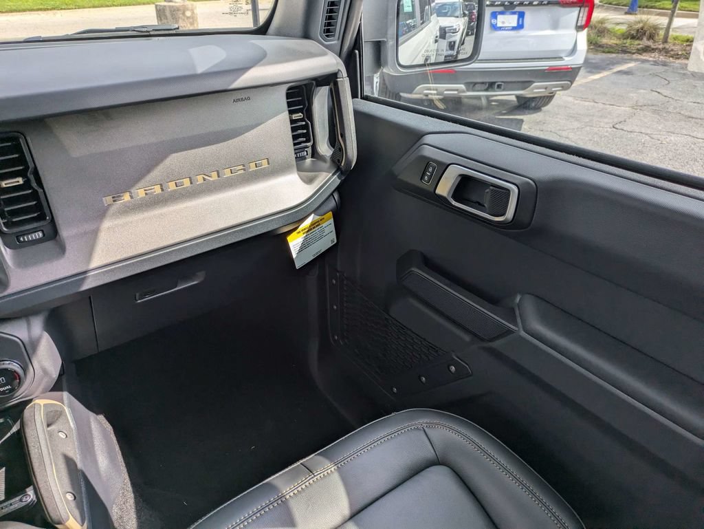 New 2026 Ford Bronco Badlands AWD/4WD image 16