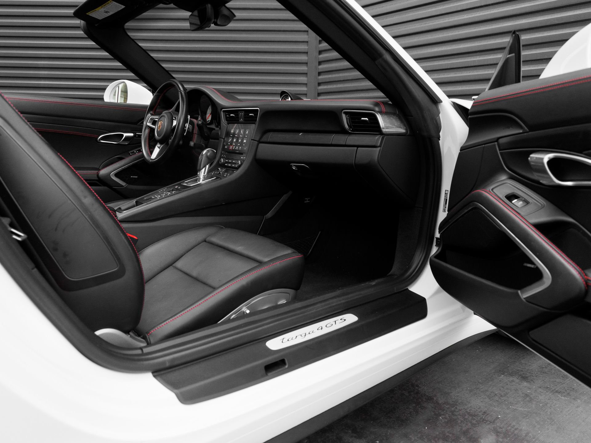 Certified 2019 Porsche 911 Targa 4 GTS image 40