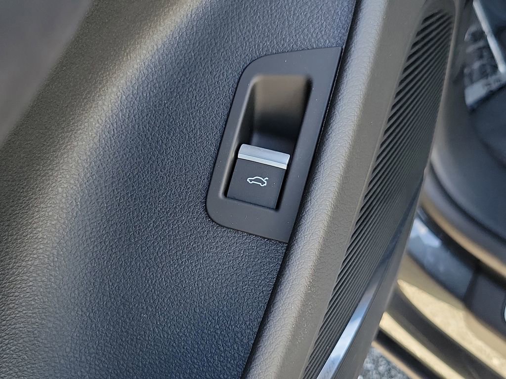 Certified 2026 Audi RS Q8 performance image 19