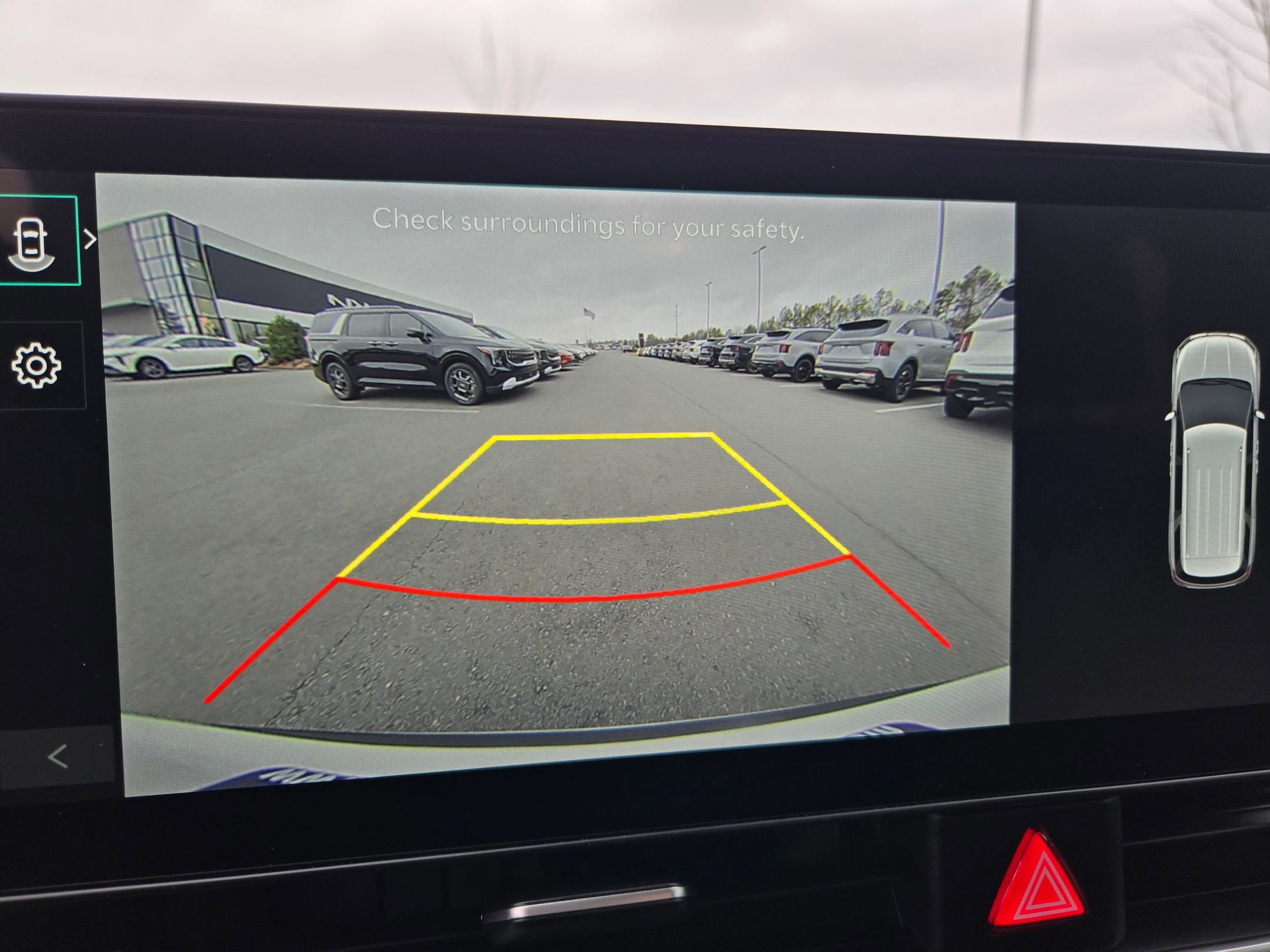 Certified 2025 Kia Carnival LXS image 33