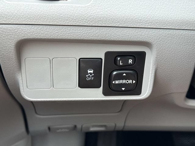 Used 2010 Toyota Corolla LE FWD image 25