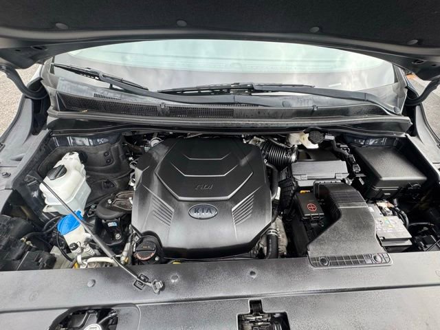 Used 2019 Kia Sedona EX image 2