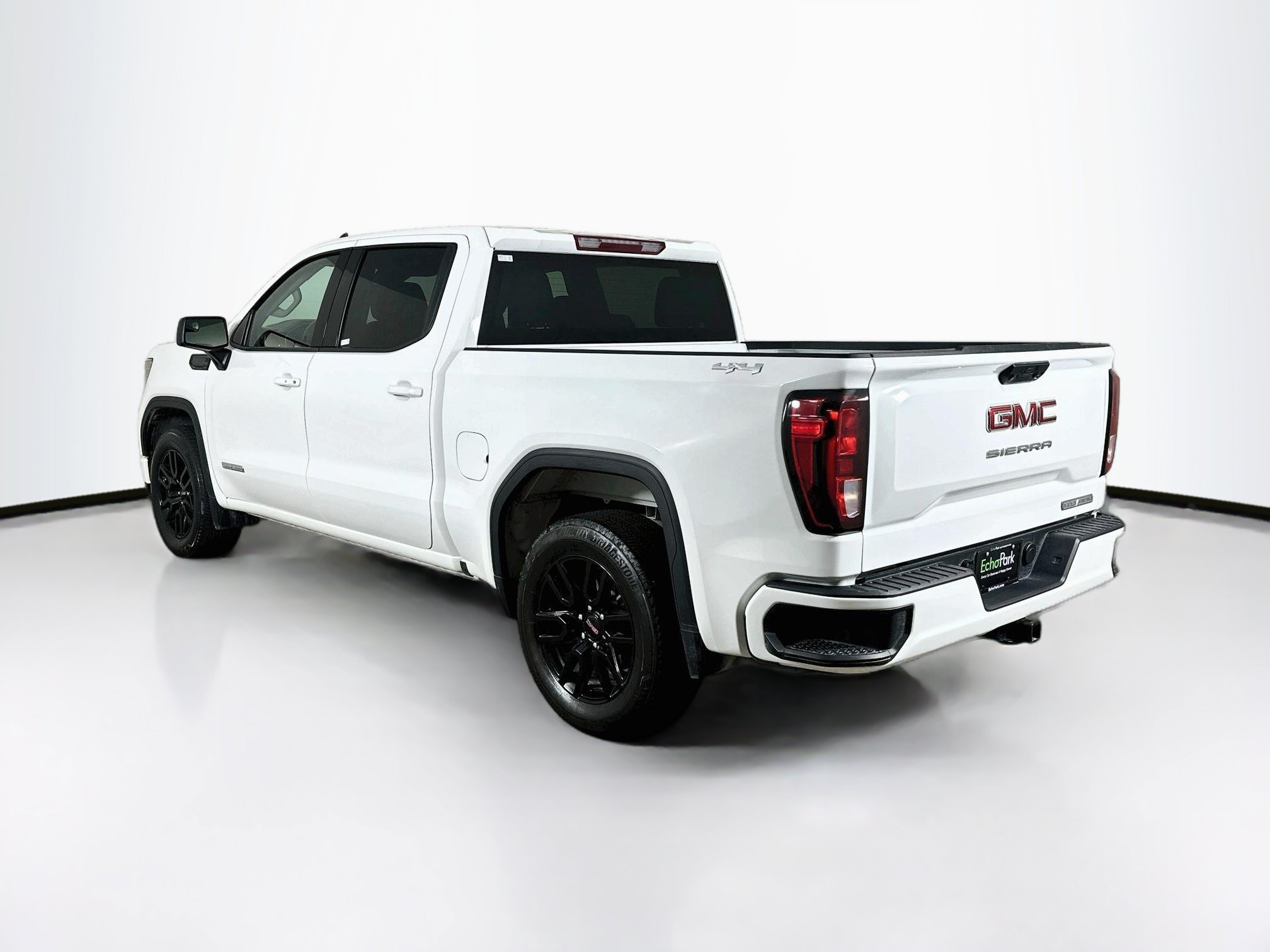 Used 2024 GMC Sierra 1500 Elevation AWD/4WD image 5