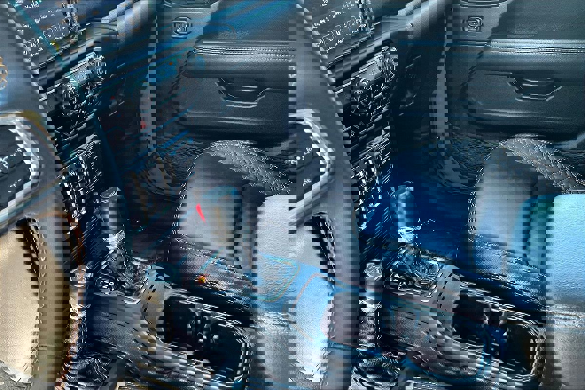 Used 2023 Jeep Gladiator Overland image 24