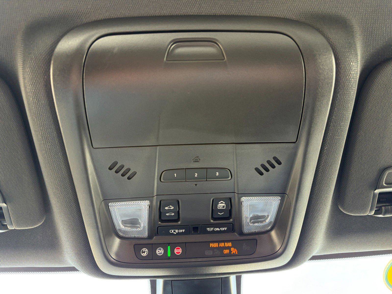 Used 2024 Chevrolet Blazer RS w/ Driver Confidence II Package AWD/4WD image 18