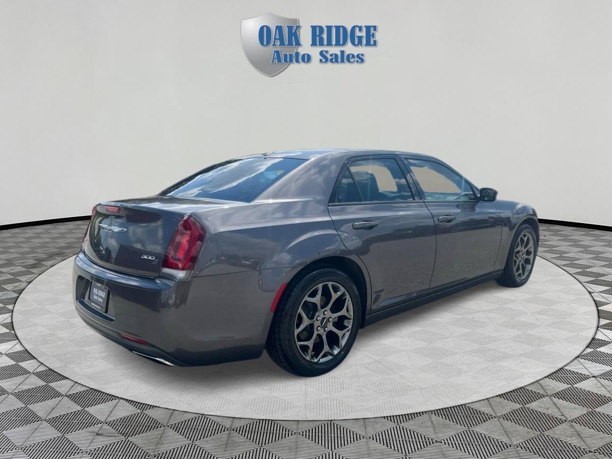 Used 2017 Chrysler 300 S AWD/4WD image 5