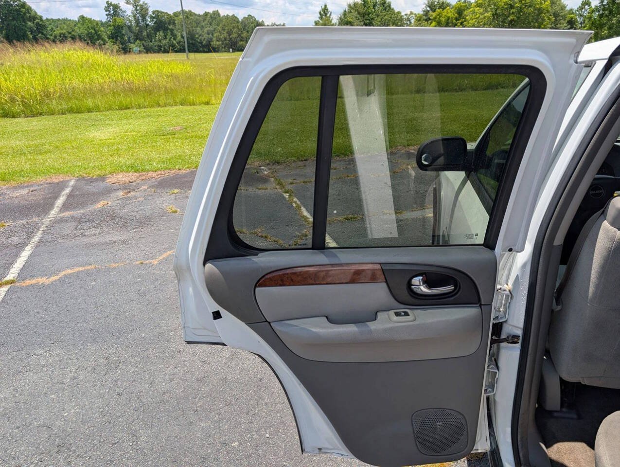 Used 2005 Isuzu Ascender S RWD image 28