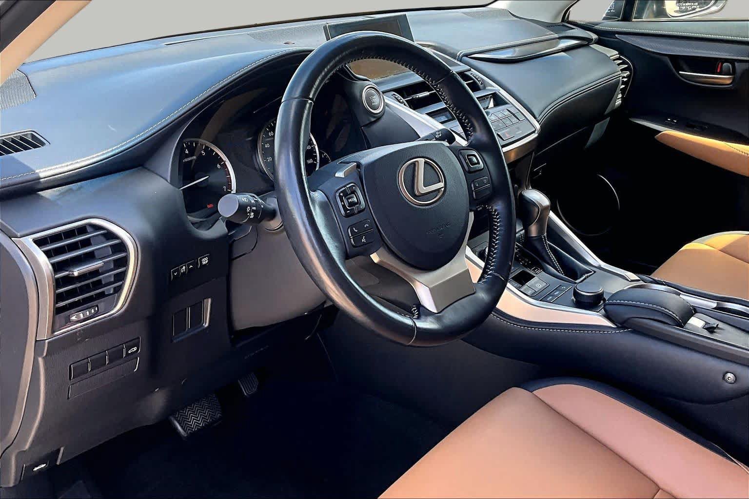 Used 2016 Lexus NX 200t FWD image 18