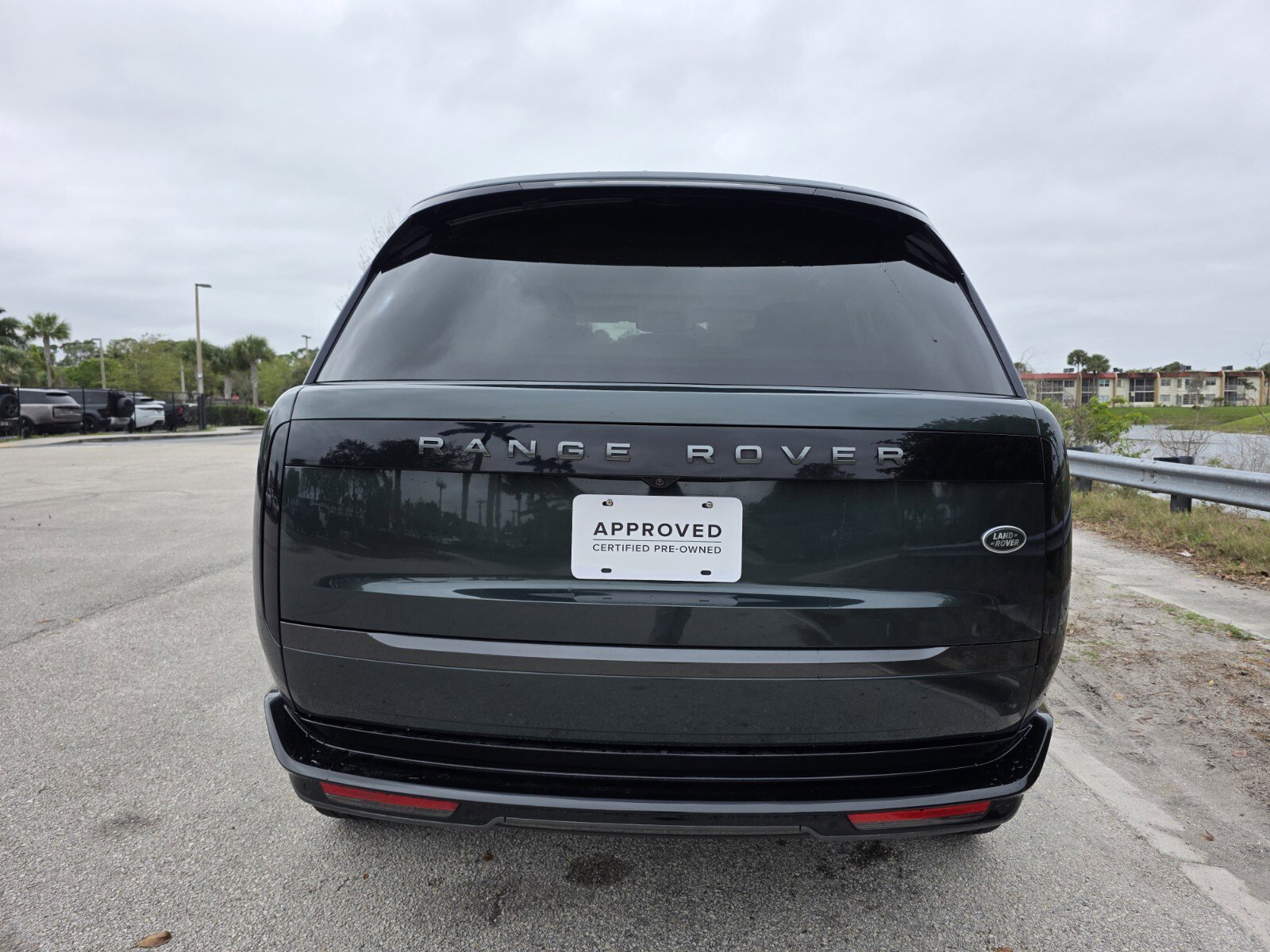 Certified 2023 Land Rover Range Rover SE image 6