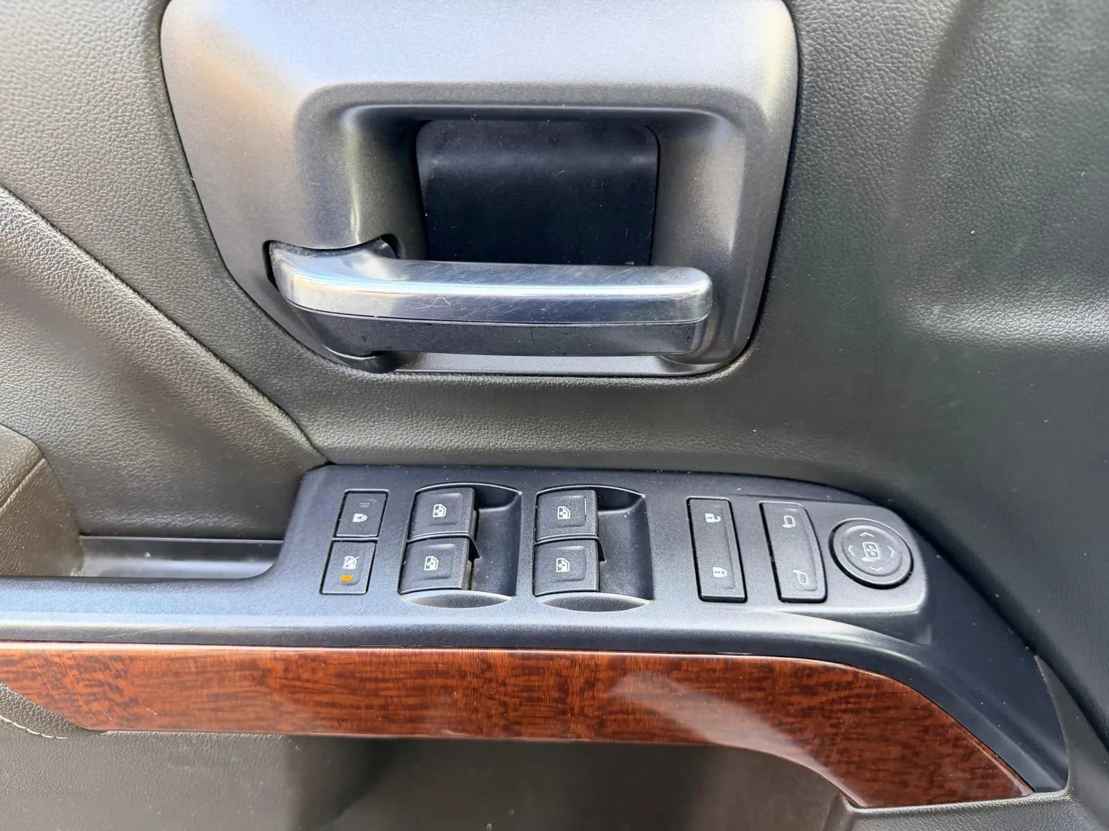 Used 2017 GMC Sierra 1500 SLE w/ SLE Value Package RWD image 36