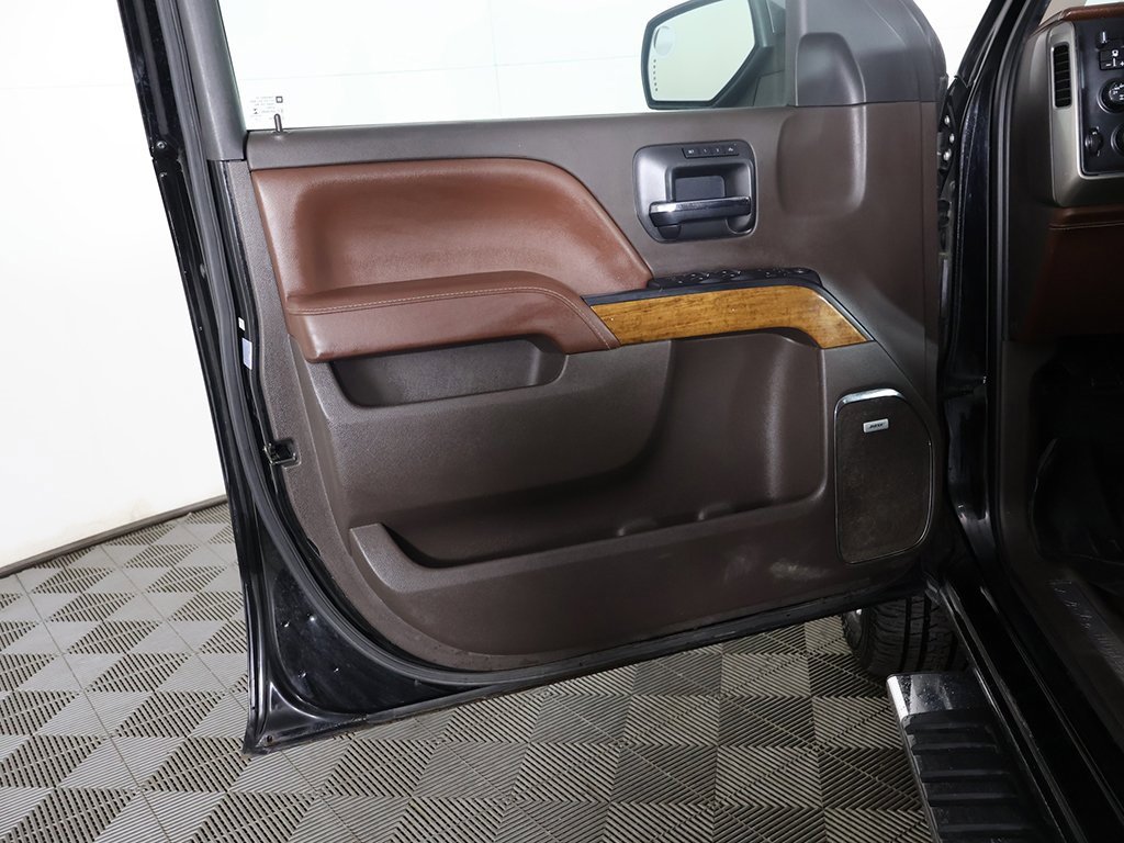 Used 2016 Chevrolet Silverado 1500 High Country w/ High Country Premium Package image 24