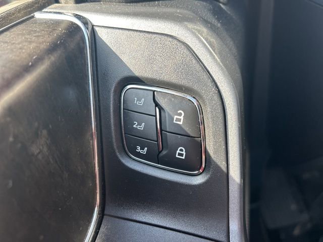 Used 2023 Ford F350 Lariat w/ Lariat Ultimate Package image 38