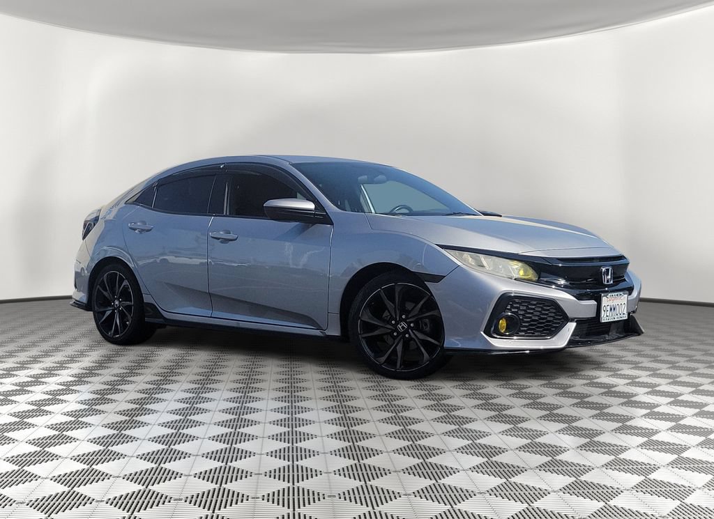 Used 2018 Honda Civic Sport image 2