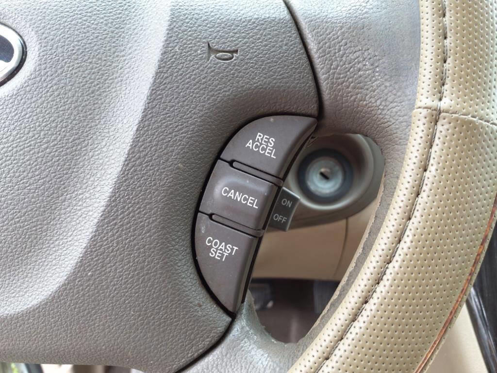 Used 2012 Kia Sedona EX image 14