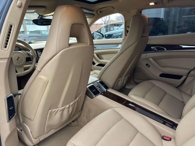 Used 2013 Porsche Panamera 4 image 62