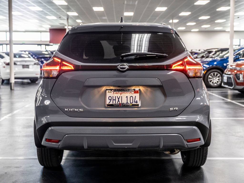 Used 2023 Nissan Kicks SR FWD image 6