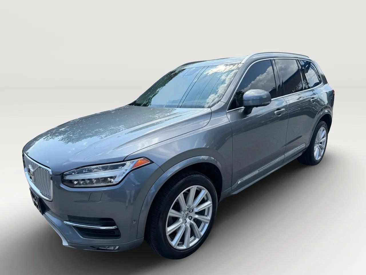 Used 2016 Volvo XC90 T6 Inscription w/ Vision Package AWD/4WD image 7
