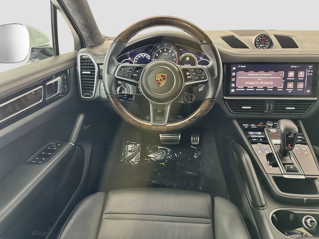 Certified 2023 Porsche Cayenne GTS AWD/4WD image 24