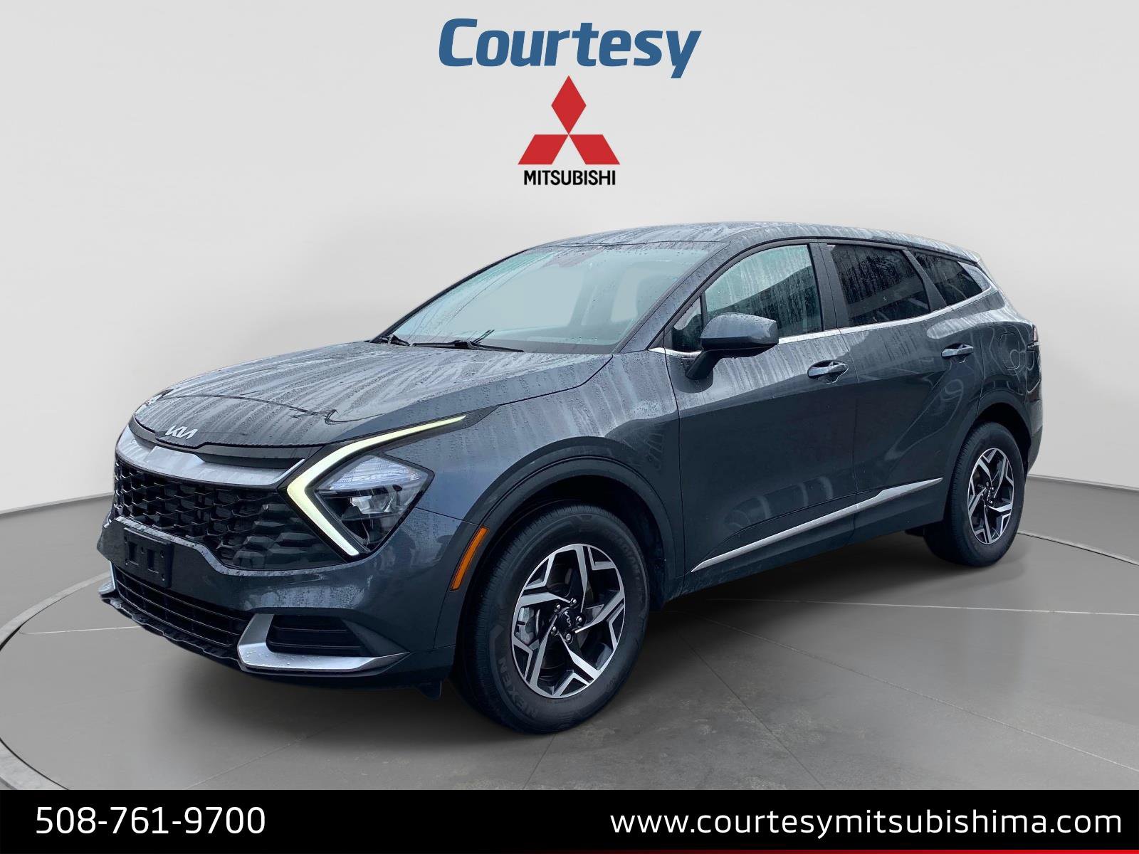 Used 2023 Kia Sportage LX AWD/4WD image 1