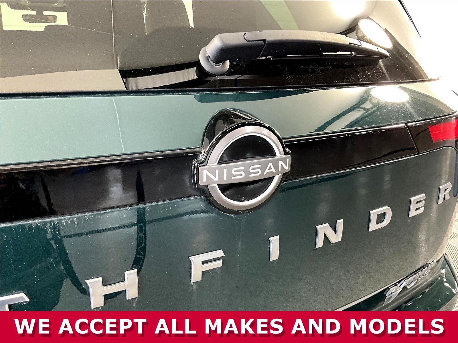 Certified 2024 Nissan Pathfinder Platinum w/ Cargo Package AWD/4WD image 24