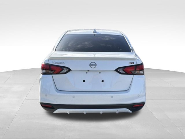 Used 2025 Nissan Versa SR w/ Trunk Package FWD image 4
