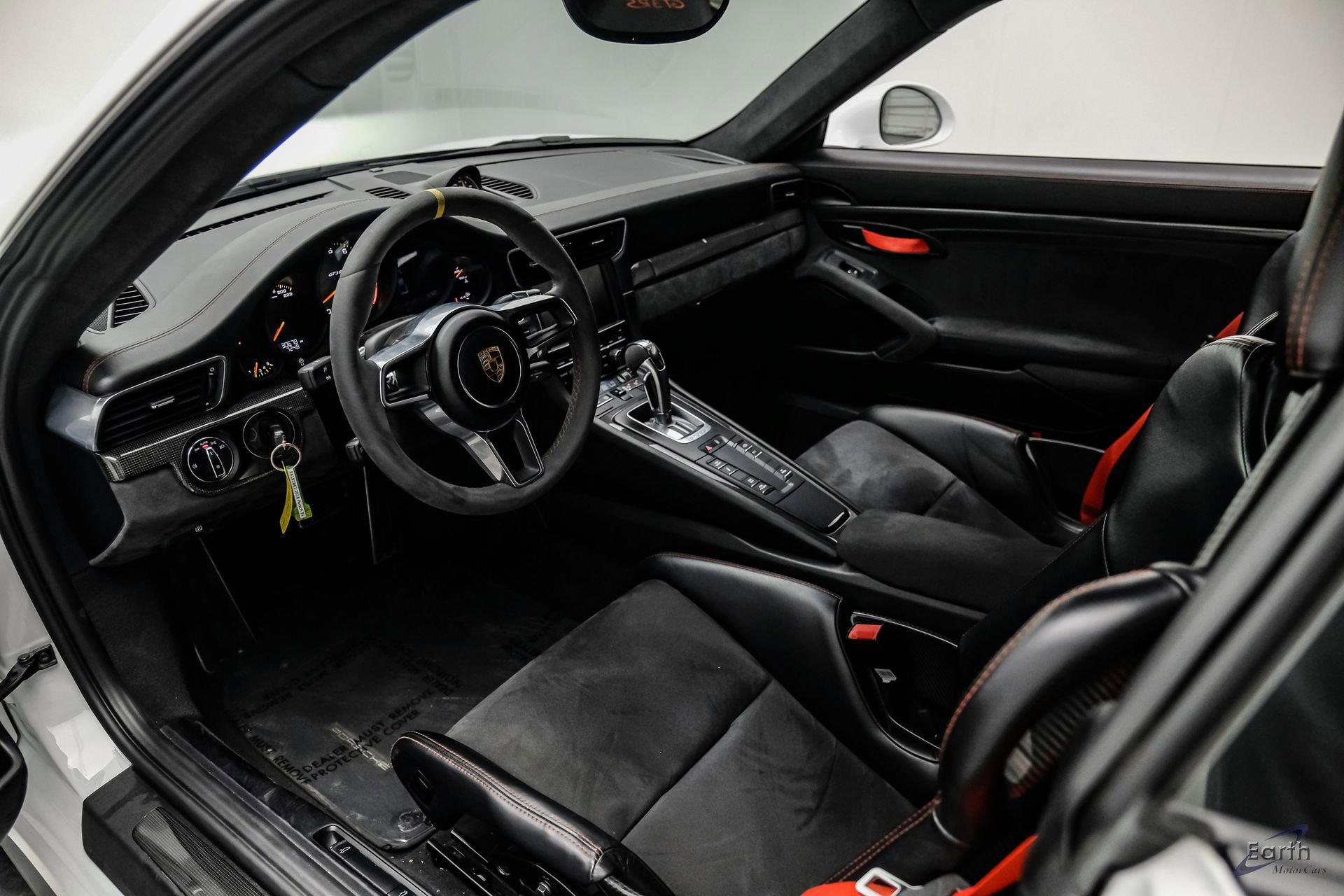 Used 2016 Porsche 911 GT3 RS image 2