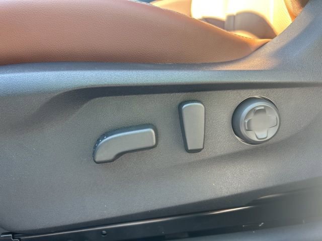 New 2025 Subaru Ascent Touring image 18