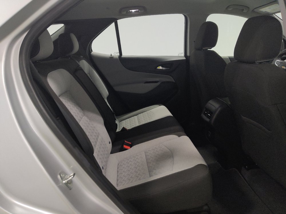 Used 2022 Chevrolet Equinox LS w/ LPO, Floor Liner Package AWD/4WD image 19