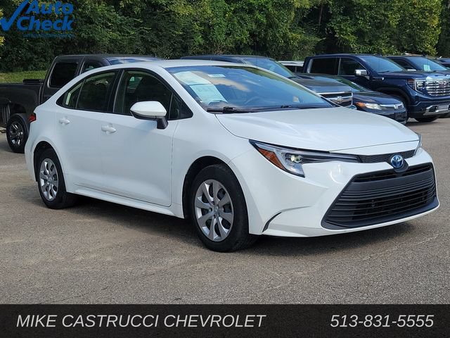 Used 2025 Toyota Corolla LE FWD image 7
