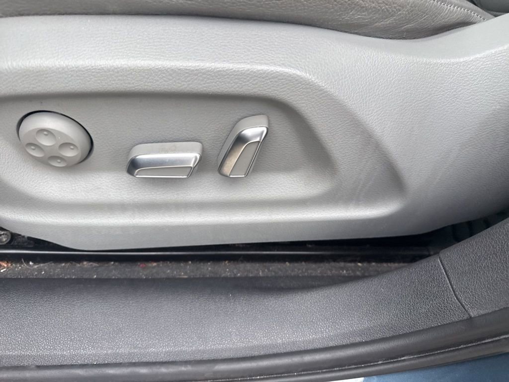 Used 2018 Audi Q3 2.0T Premium w/ Convenience Package image 12