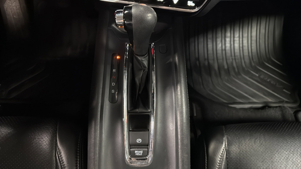 Used 2021 Honda HR-V EX image 29