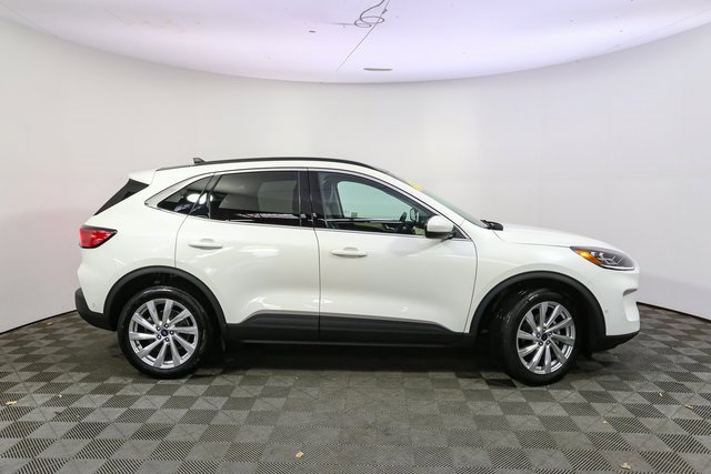Used 2022 Ford Escape Titanium w/ Titanium Elite Package image 14