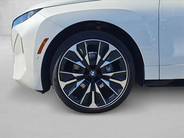 Used 2026 BMW iX xDrive60 AWD/4WD image 25
