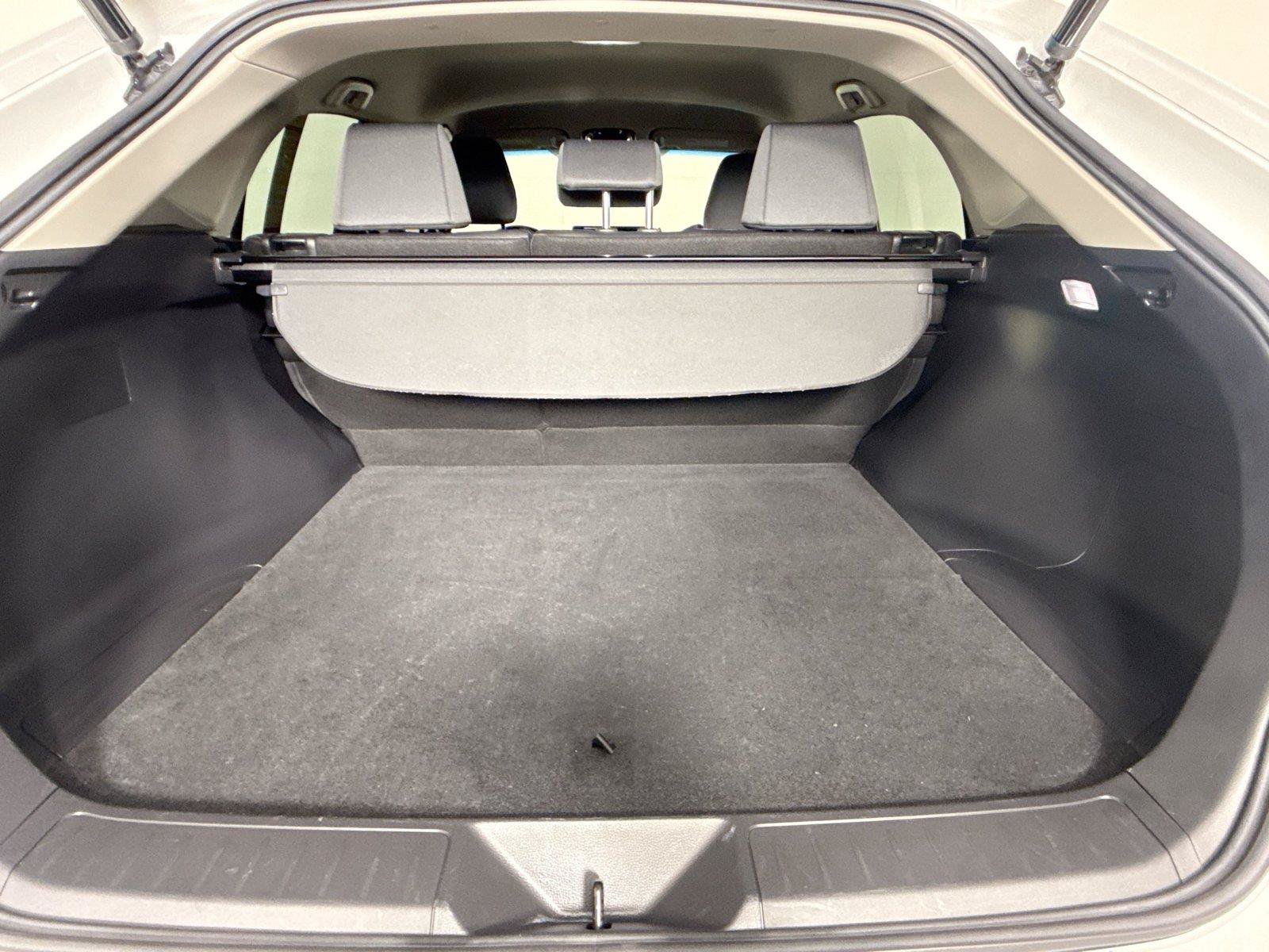Certified 2023 Toyota Venza LE AWD/4WD image 36