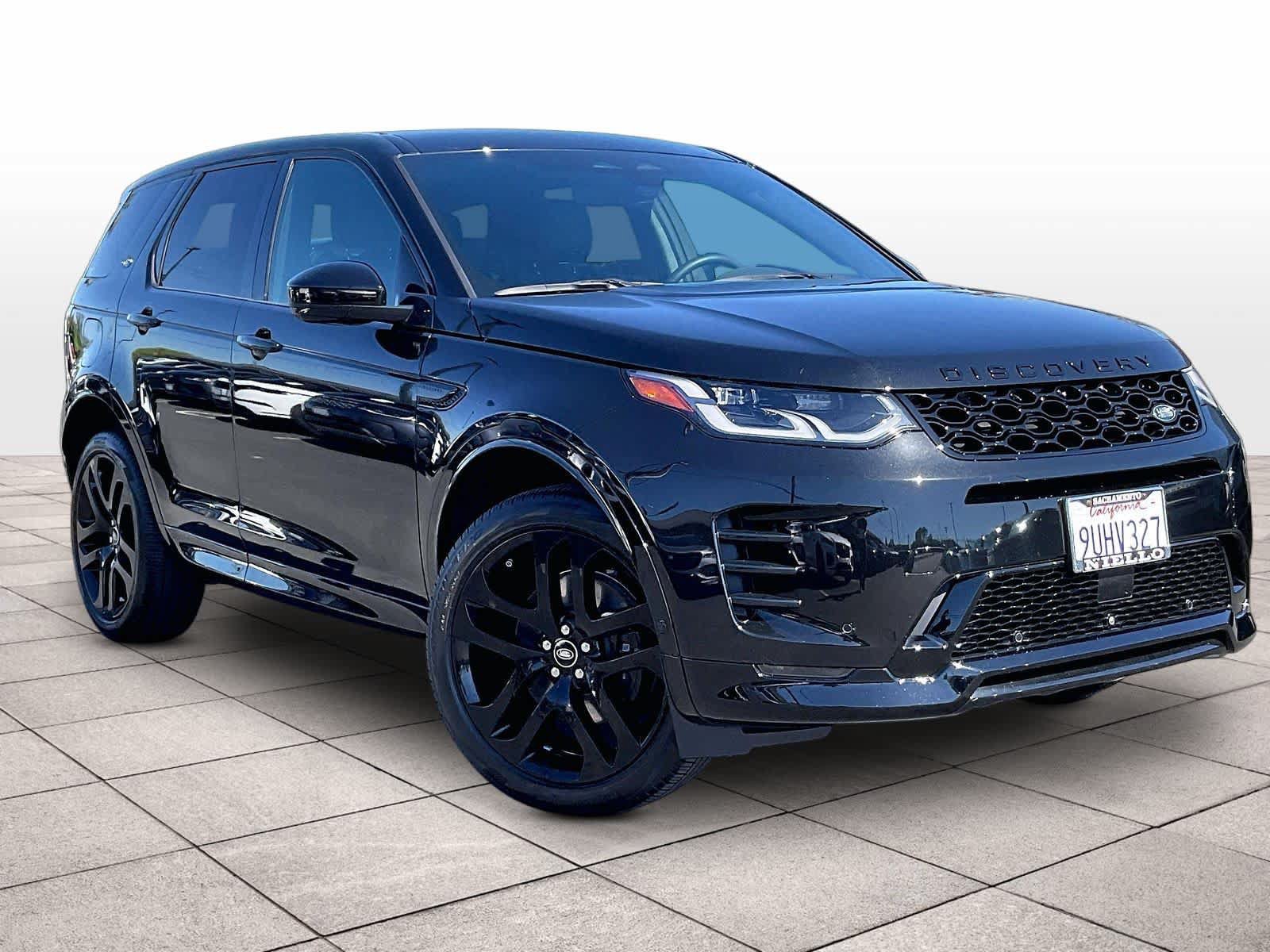 Used 2025 Land Rover Discovery Sport Dynamic SE AWD/4WD image 2